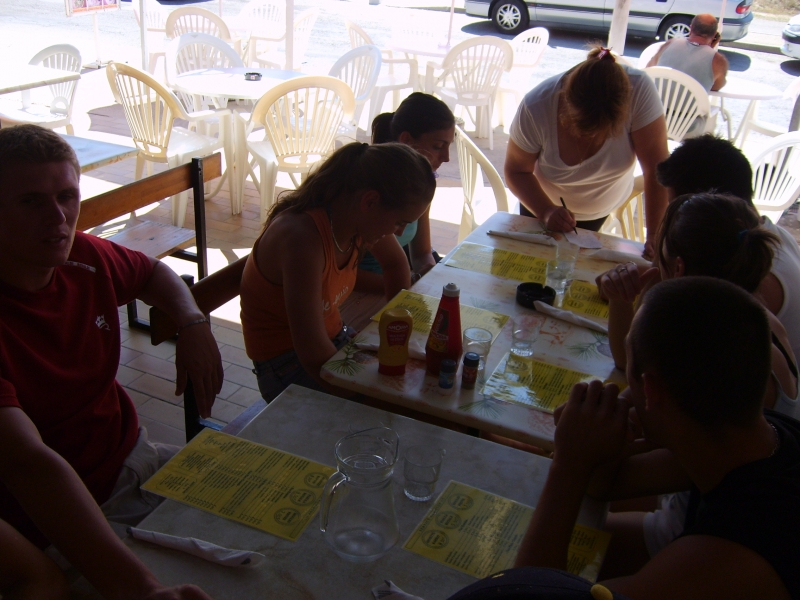AUX SAINTES